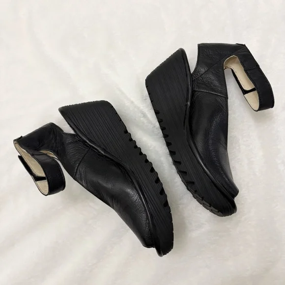 FLY London Black Leather Yaya Peep Toe Wedge Sandal Women's Size 37 - Picture 4 of 9